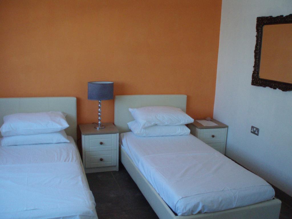 Big Red'S Hotel Bull Savanna ภายนอก รูปภาพ